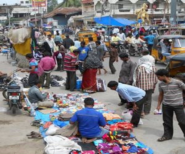 Chor Bazaar, Weekly Bazaar Or ‘Jumeraat Bazaar’ – Everything Is Cheap ...